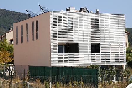 Caldera de biomasa en vivienda particular en Aoiz